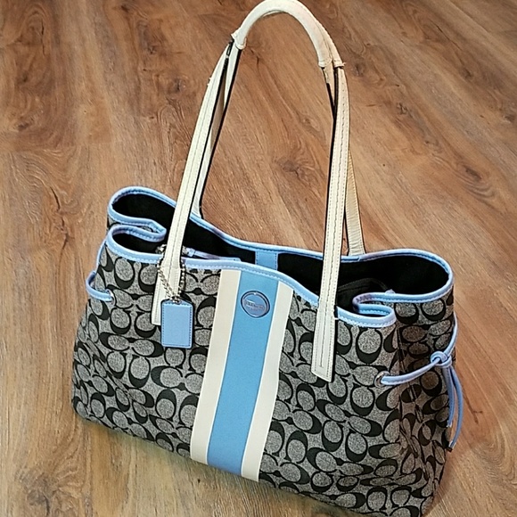 Coach Handbags - CCO$ Coach Signature Stripe Large Carryall